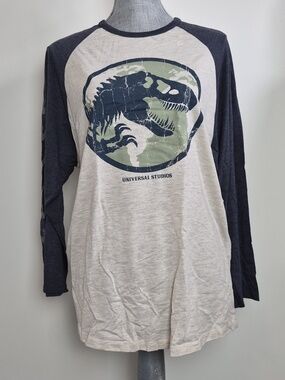 Jurassic World Graphic Baseball 3/4 Sleeve Tee Shirt Brand new with tags Large